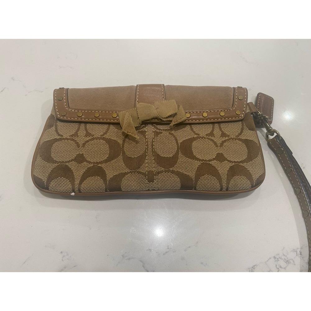 Y2K Vibe Vintage Coach Soho Monogram Studded Suede Leather Wristlet Bag - Picture 3 of 4